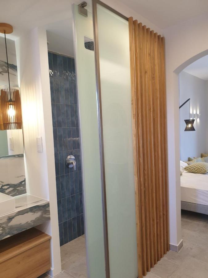 Vista Al Mare Luxury Apartments 지아로바 외부 사진