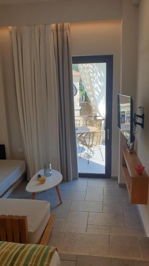 Vista Al Mare Luxury Apartments 지아로바 외부 사진